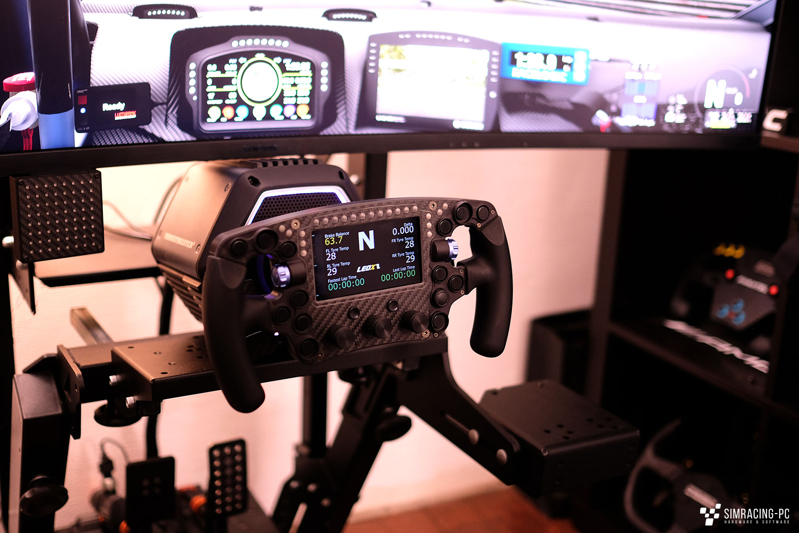 Waiting is over: First Direct Drive Base from Thrustmaster launched: T818 –  Simracing-PC